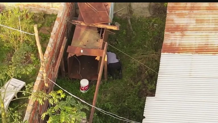 Allanamientos a la casa de María Victoria Caillava, la exempleada municipal (Foto: drone de TN)