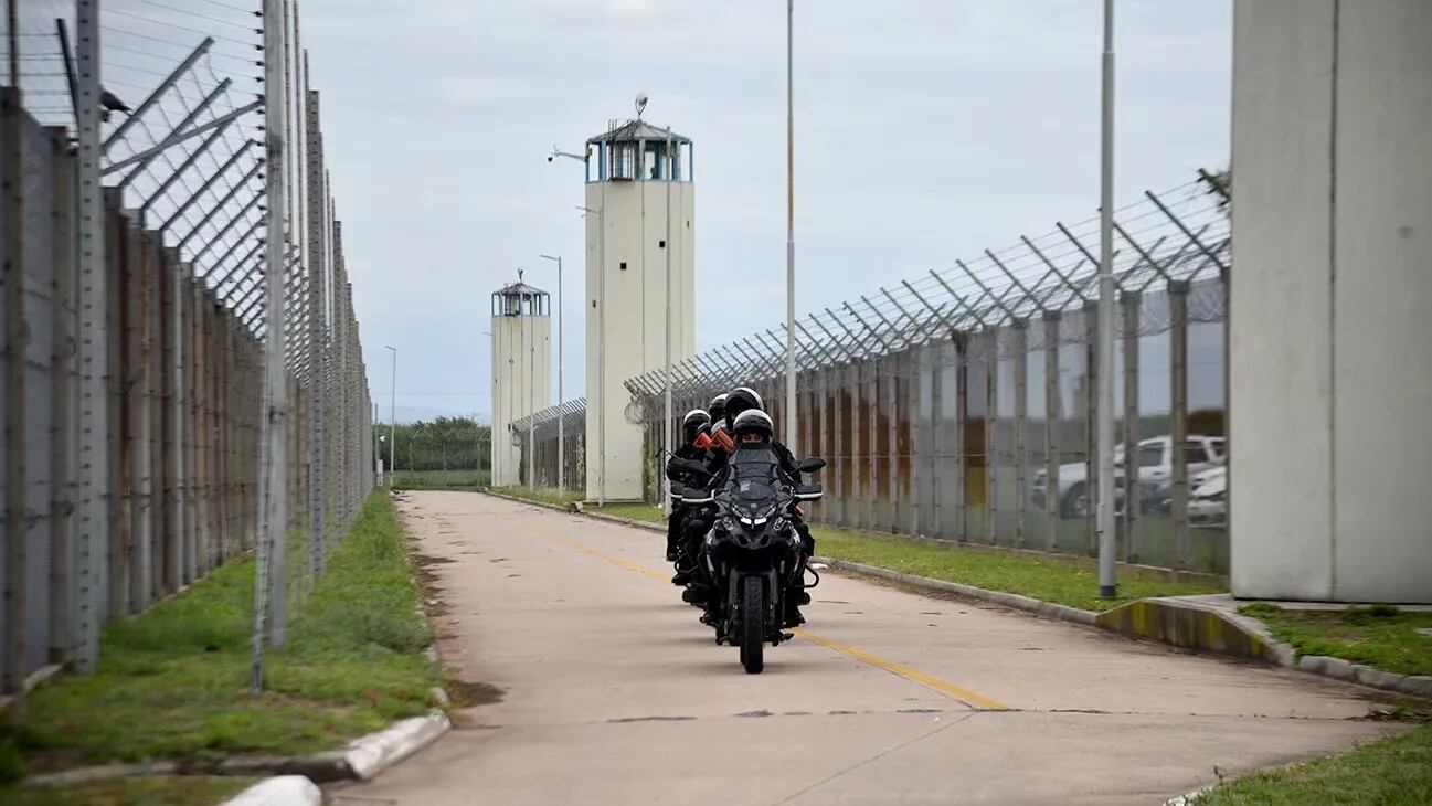 10 agentes penitenciarias de la cárcel de Bouwer son investigadas por la Justicia.