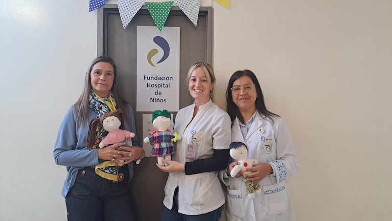 100 muñecos para pacientes con cáncer: el Hospital de Niños necesita nuestra ayuda