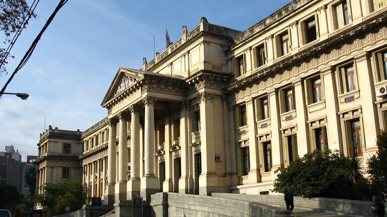11 integrantes de los 2.400 funcionarios y magistrados que integran el Poder Judicial provincial harán un aporte.