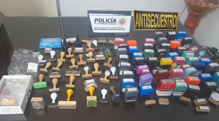 15 detenidos por defraudación al Apross.