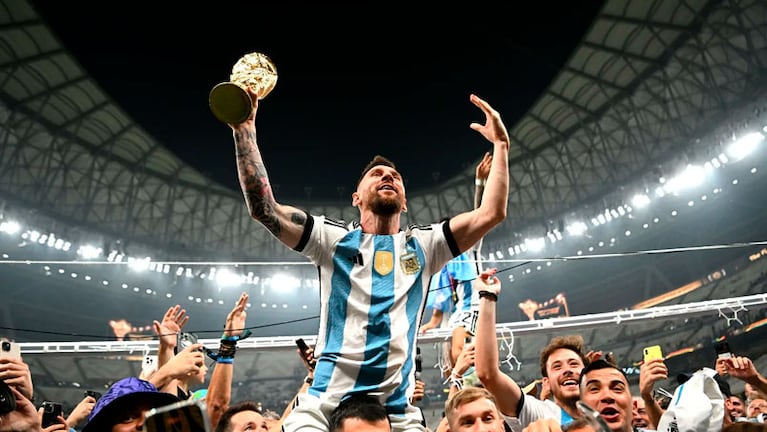 18 de diciembre del 2022, el día que Messi levantó la Copa del Mundo por primera vez.