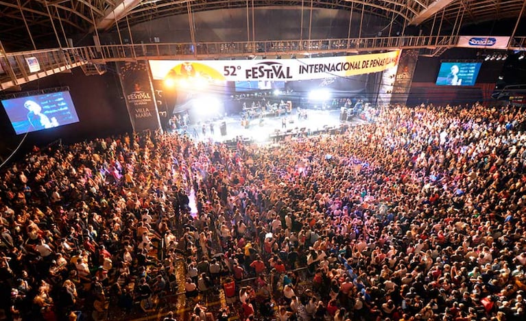 25 músicos se subirán al escenario del Festival de Peñas.