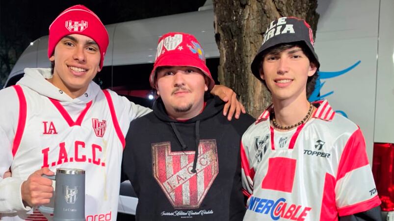 Los hinchas de Instituto coparon Rosario para el choque ante Platense por Copa Argentina.