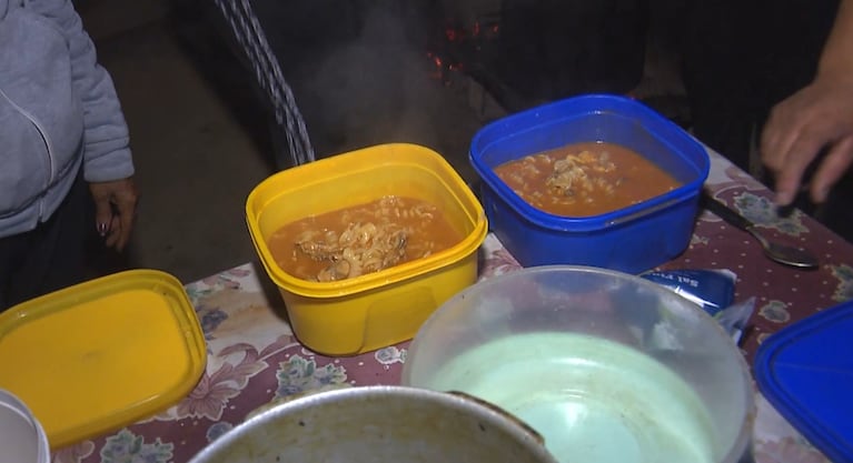 300 personas  assiten a un comedor en barrio San Ignacio.