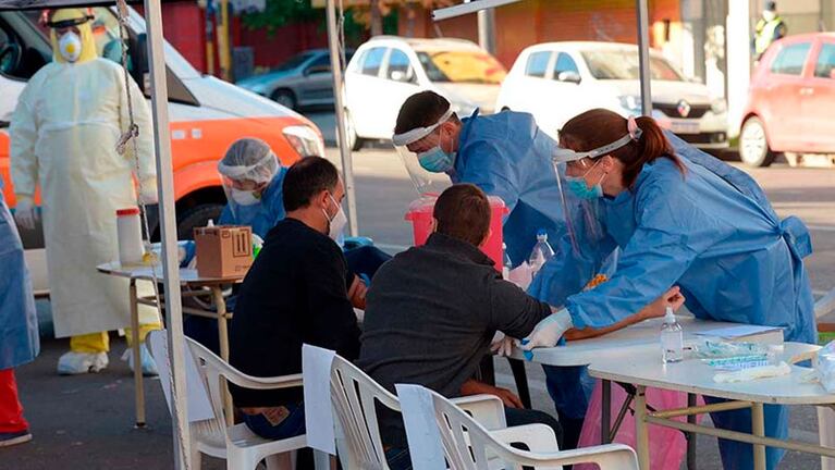 52 muertes en 24 horas, la cifra más alta desde que inició la pandemia en Argentina.