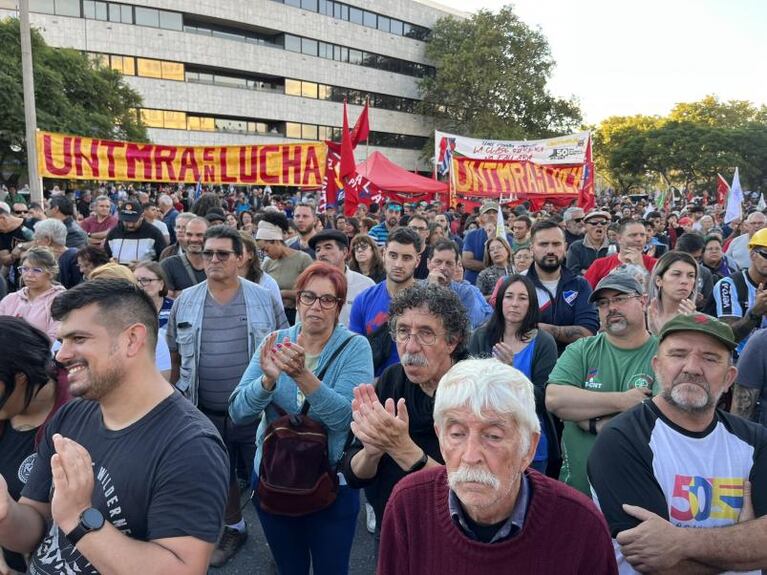 60 a 65 años: aprobaron elevar la edad jubilatoria en Uruguay 