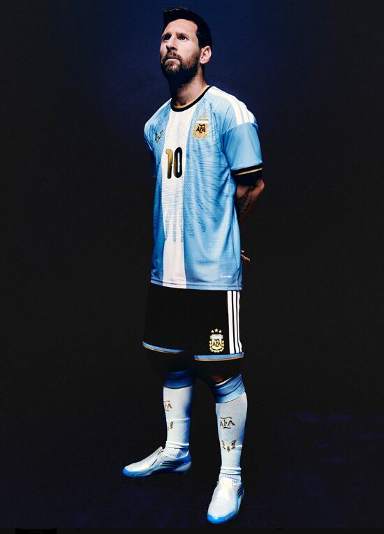 La camiseta que el 10 usará en su despedida.
