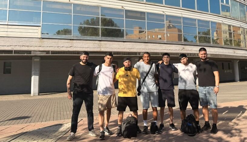 Cordobeses viajaron a España con la promesa de un contrato de fútbol y los estafaron: a quién acusan
