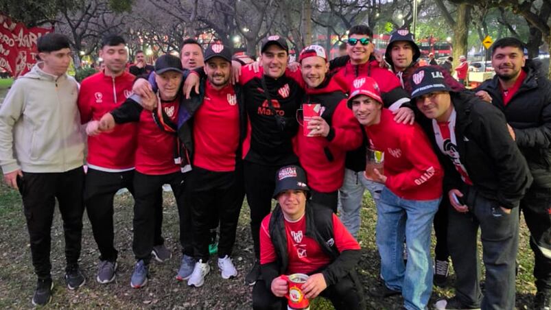 Los hinchas de Instituto coparon Rosario para el choque ante Platense por Copa Argentina.