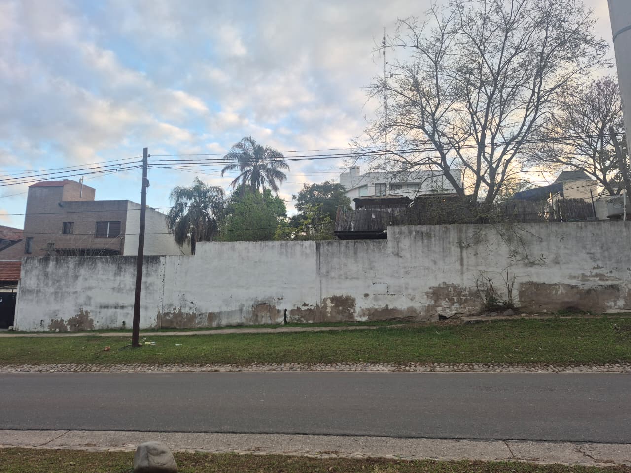 La casa de Villa Belgrano donde se hacen afters y fiestas clandestinas.