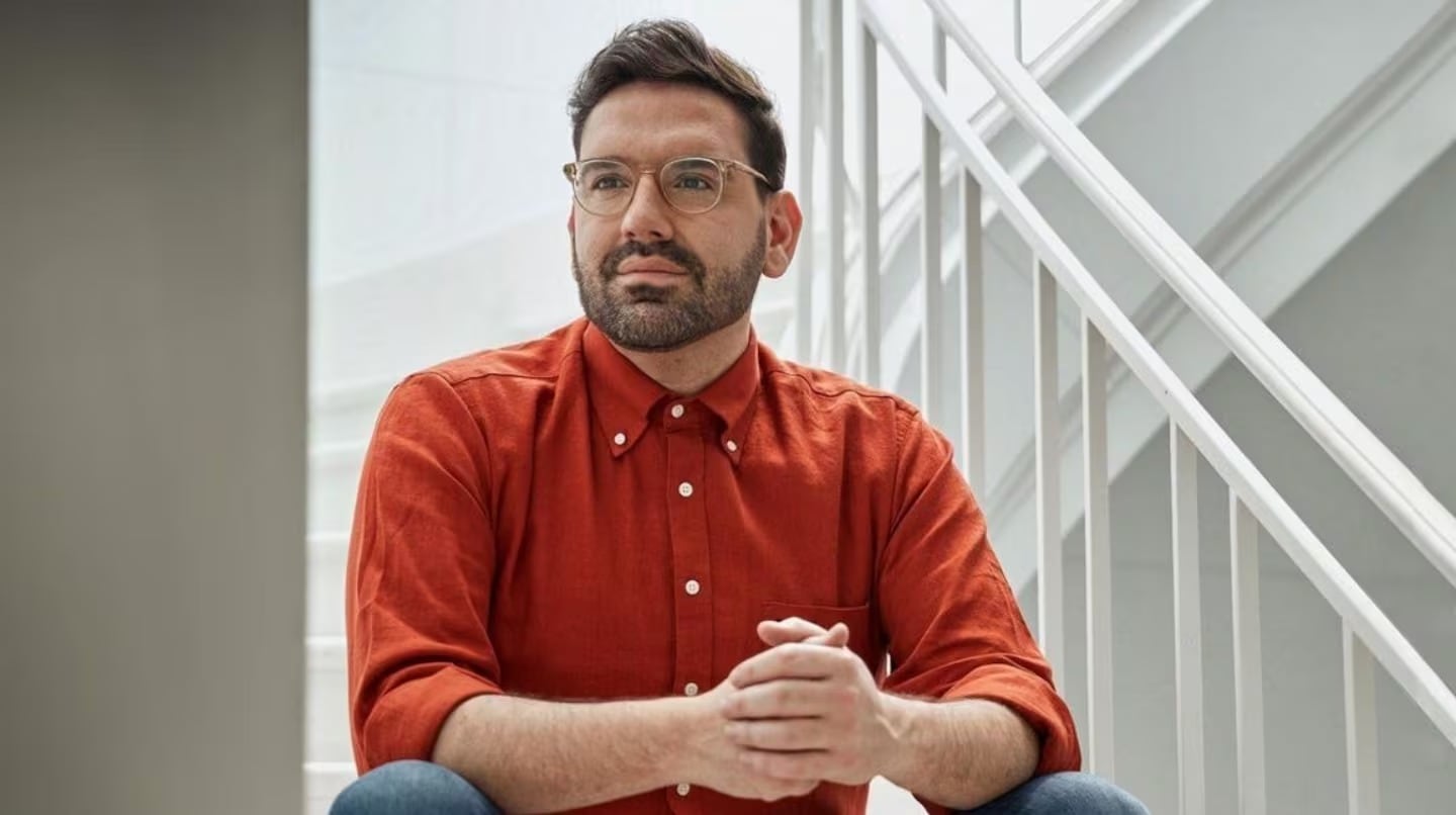 Damian Betular.