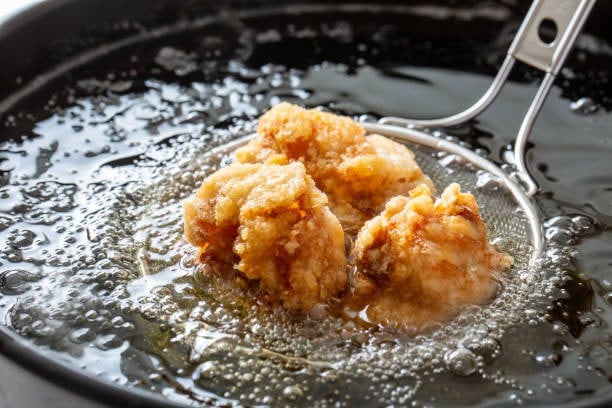 Comida frita.