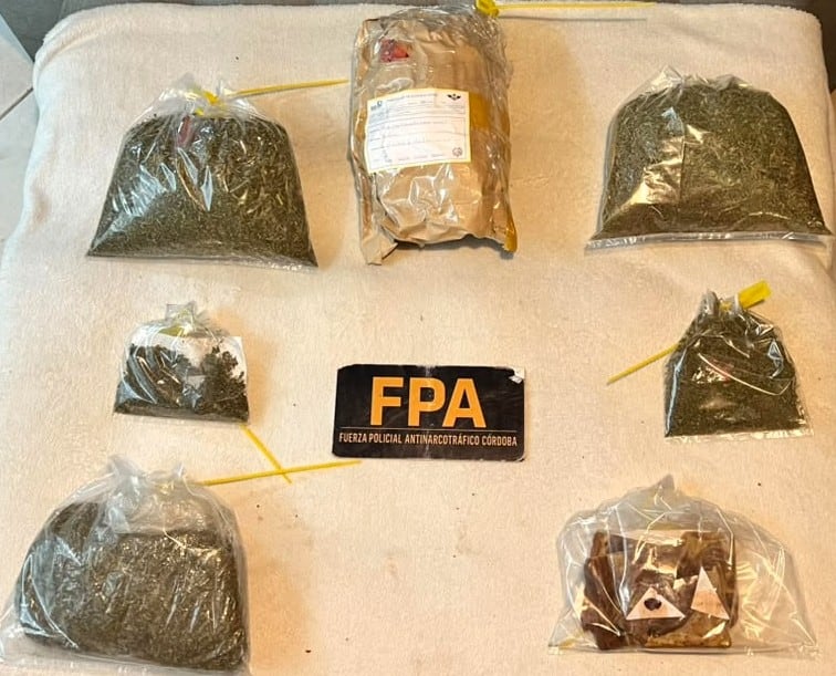 Vendían las galletas con marihuana y fueron detenidos.