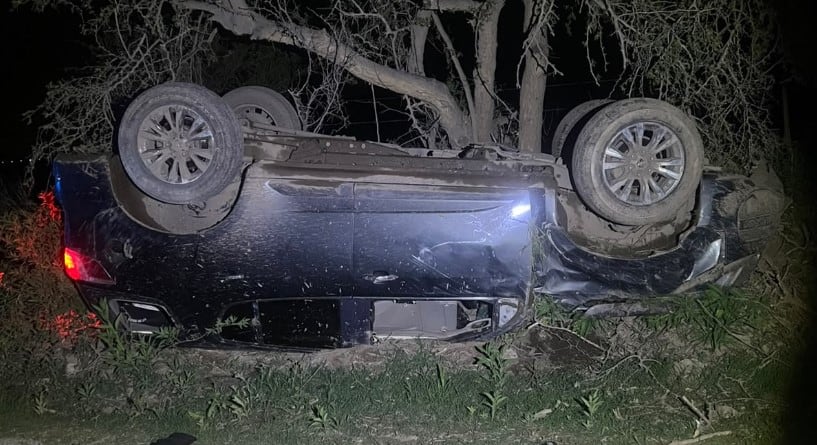 Un ladrón murió tras volcar cuando escapaba de un robo en un country de Córdoba: buscan a su cómplice