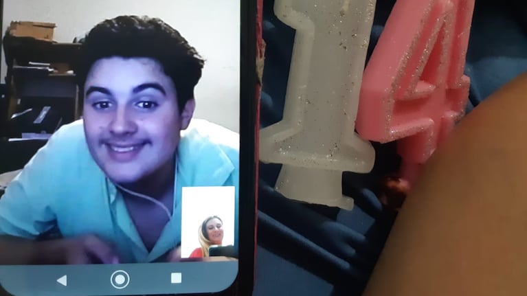 A mi hijo sólo pude saludarlo por videollamada.