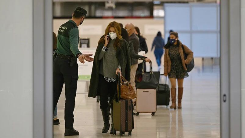 A partir de este lunes rigen nuevas condiciones para entrar a España. 