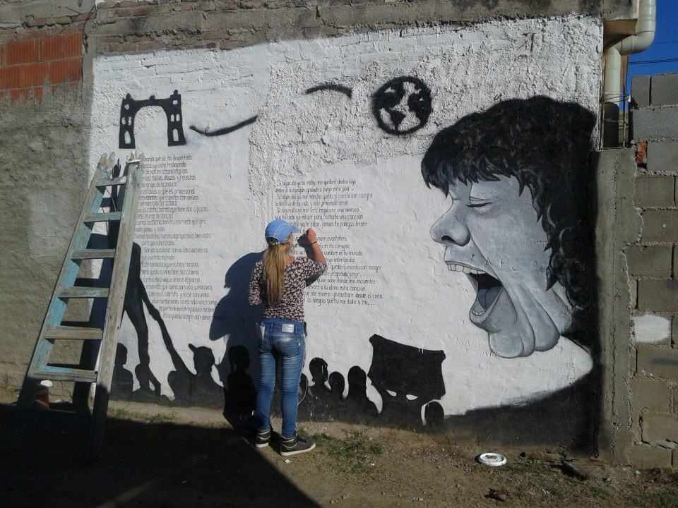 A poco de terminar el mural