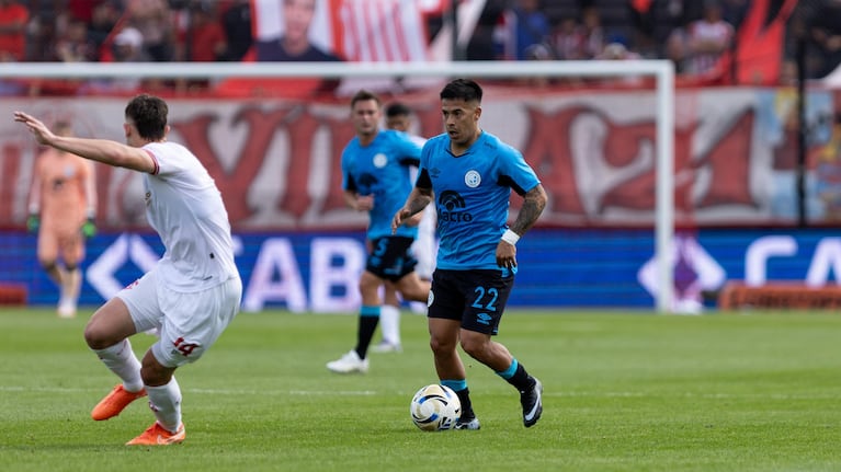 A Uvita Fernández le anularon un gol ante Barracas.