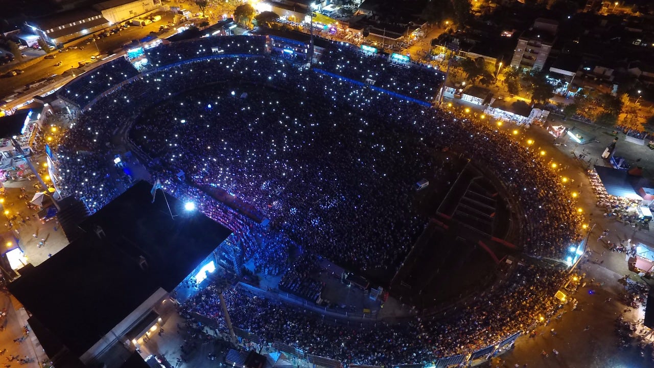 Abel Pintos convocó a 25 mil personas en Jesús María. Foto: Lucio Casalla.