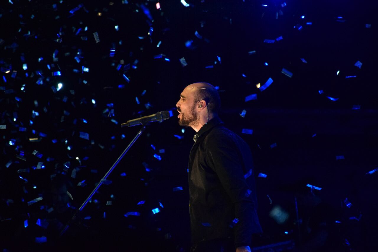 Abel Pintos enamoró a una multitud en Santa María de Punilla. Foto: Dahyana Terradas / ElDoce.tv