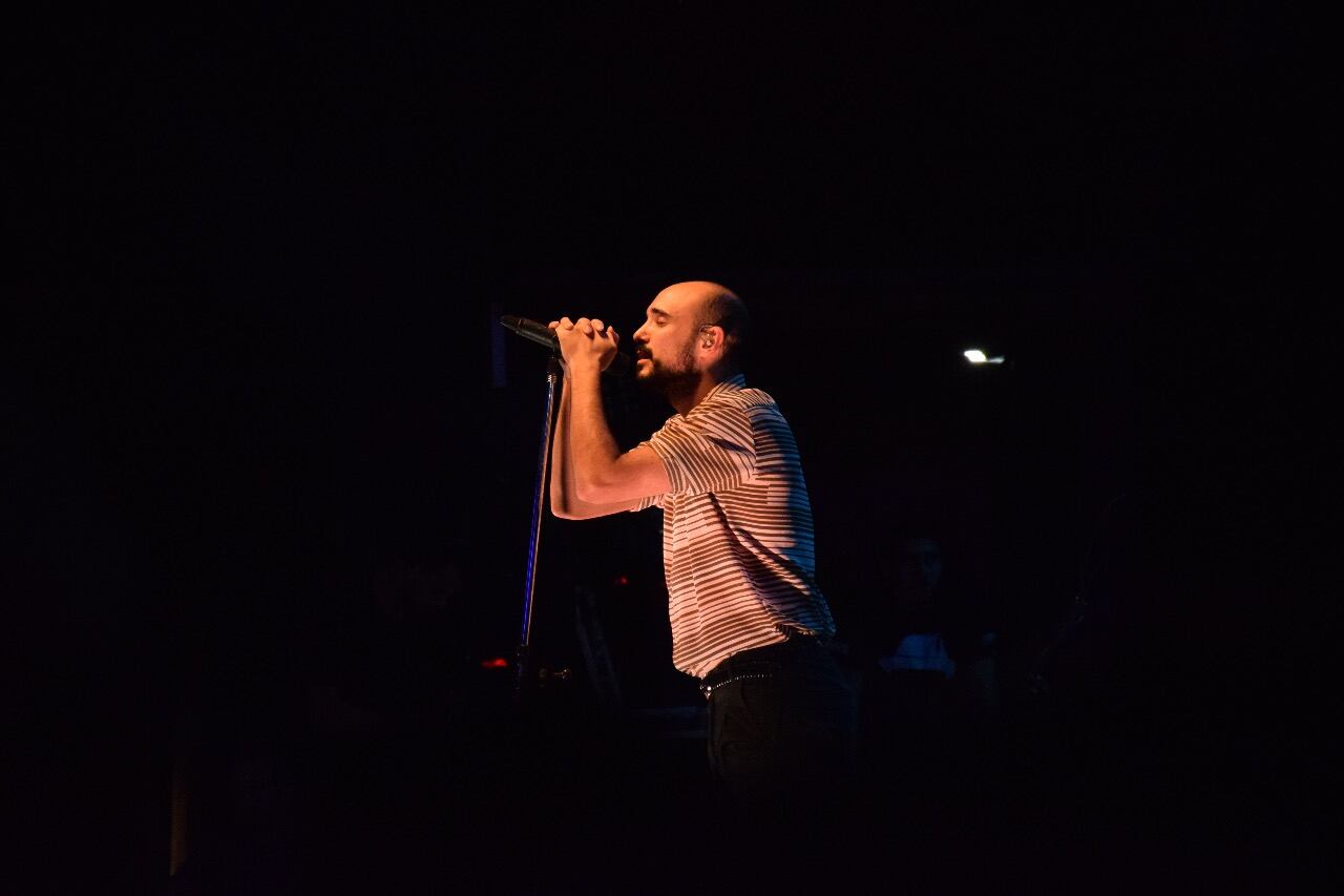 Abel Pintos enamoró a una multitud en Santa María de Punilla. Foto: Dahyana Terradas / ElDoce.tv