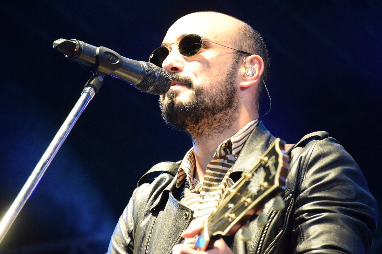Abel Pintos enamoró a una multitud en Santa María de Punilla. Foto: Dahyana Terradas / ElDoce.tv