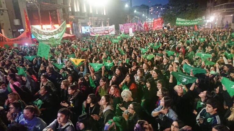 Aborto: nuevo proyecto y multitudinaria marcha en Córdoba