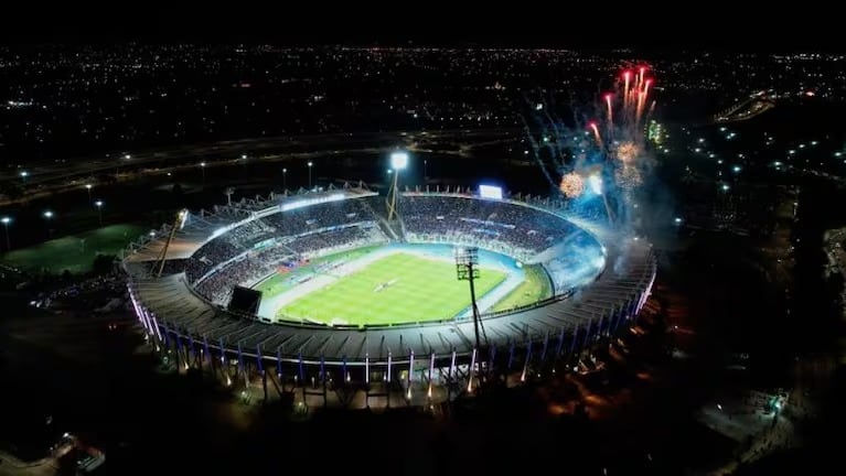 Accesos, estacionamientos y transporte para Talleres-Boca con visitantes en el Kempes