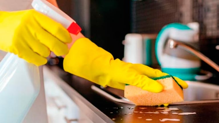 Acordaron aumento salarial para personal doméstico.