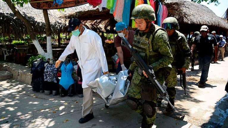 Acribillaron a un hombre en la playa de Acapulco