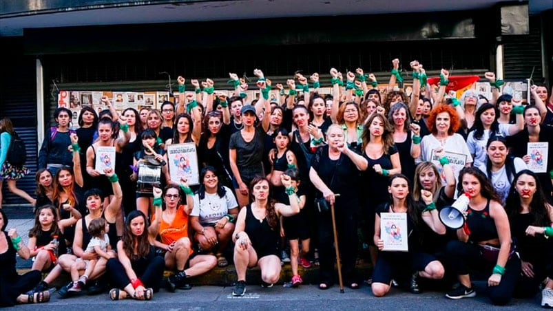 Actrices Argentinas se manifestaron en contra del fallo del Tribunal de Cruz del Eje.