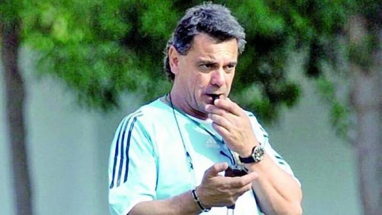 Acusan a Messi de "poner técnicos y jugadores" en la Selección