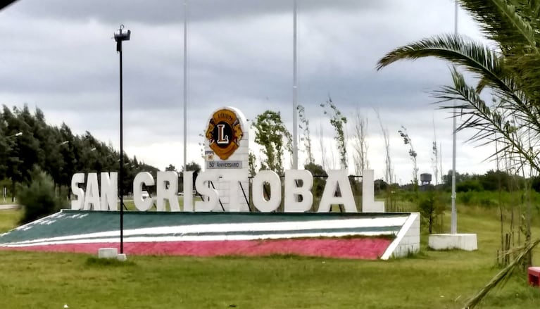 Adónde queda y cómo es San Cristóbal, la pequeña ciudad del horror en la escuela