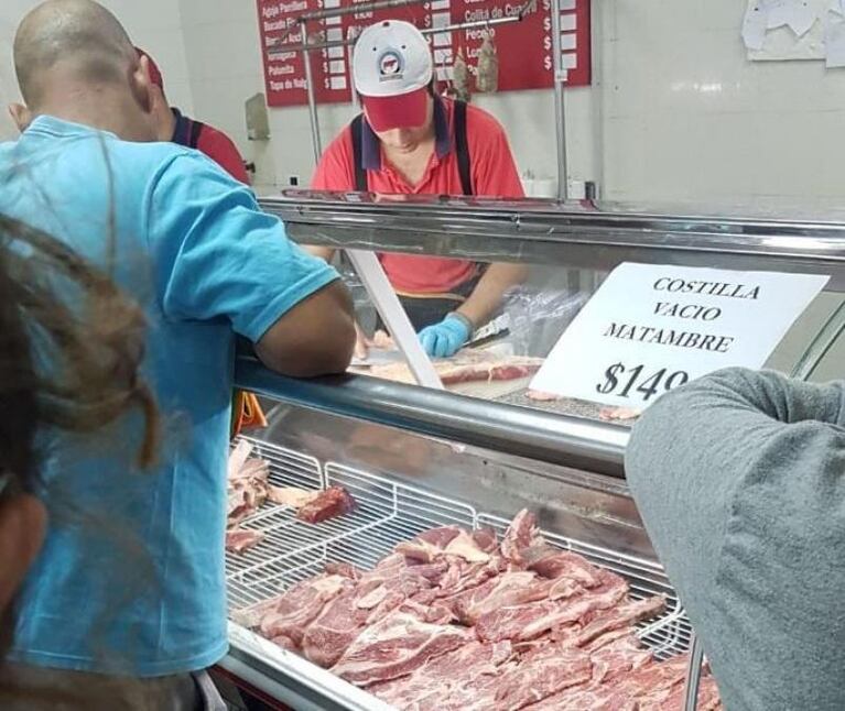 Adónde se puede comprar carne a 149 pesos en Córdoba capital
