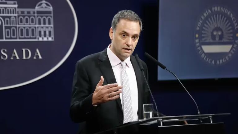 Adorni, contundente después del naufragio de la Ley Ómnibus en Diputados.