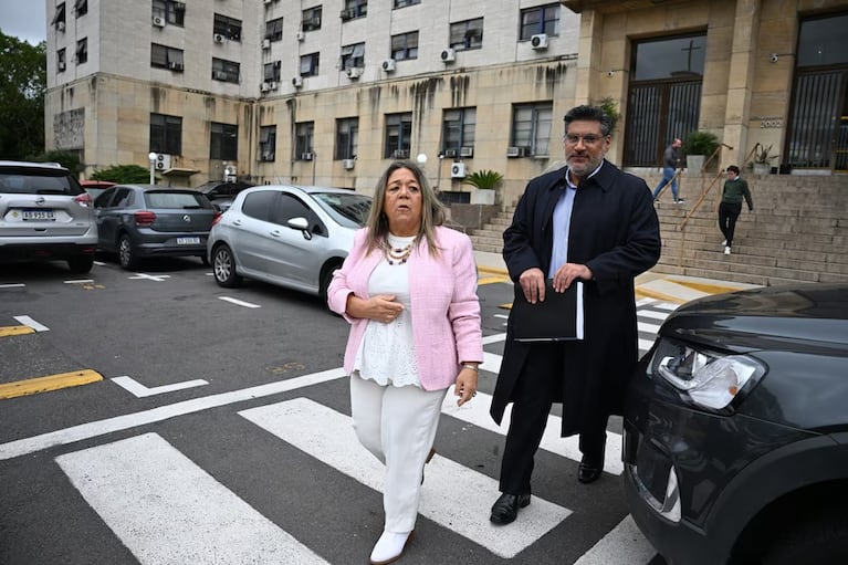 Adriana Monica Nechevenko, a la salida de Comodoro Py (Gentileza Infobae)