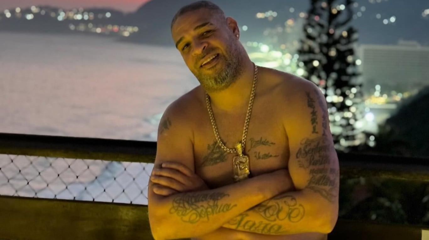 Adriano admitió que es alcohólico y contó por qué vive en la favela de su infancia.