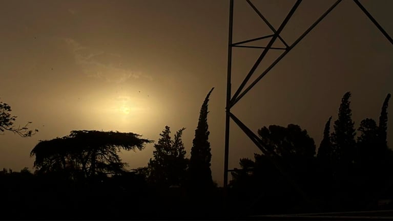 Advierten por viento y tierra en Córdoba.
