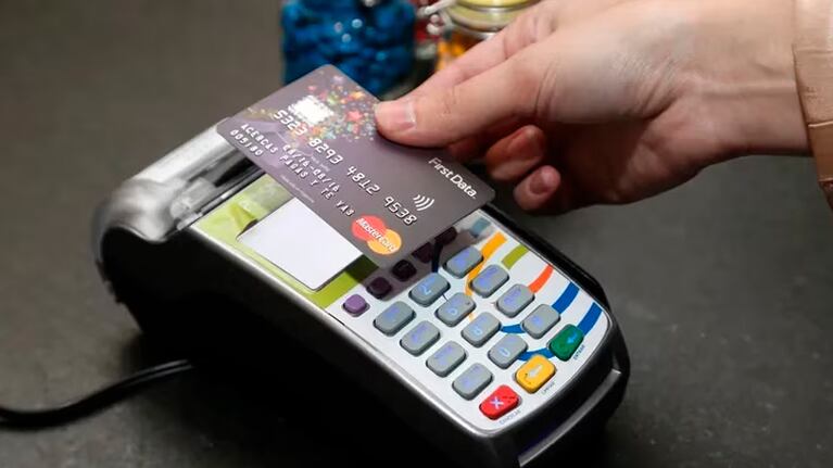 Afip devolverá el IVA en compras de canasta básica.