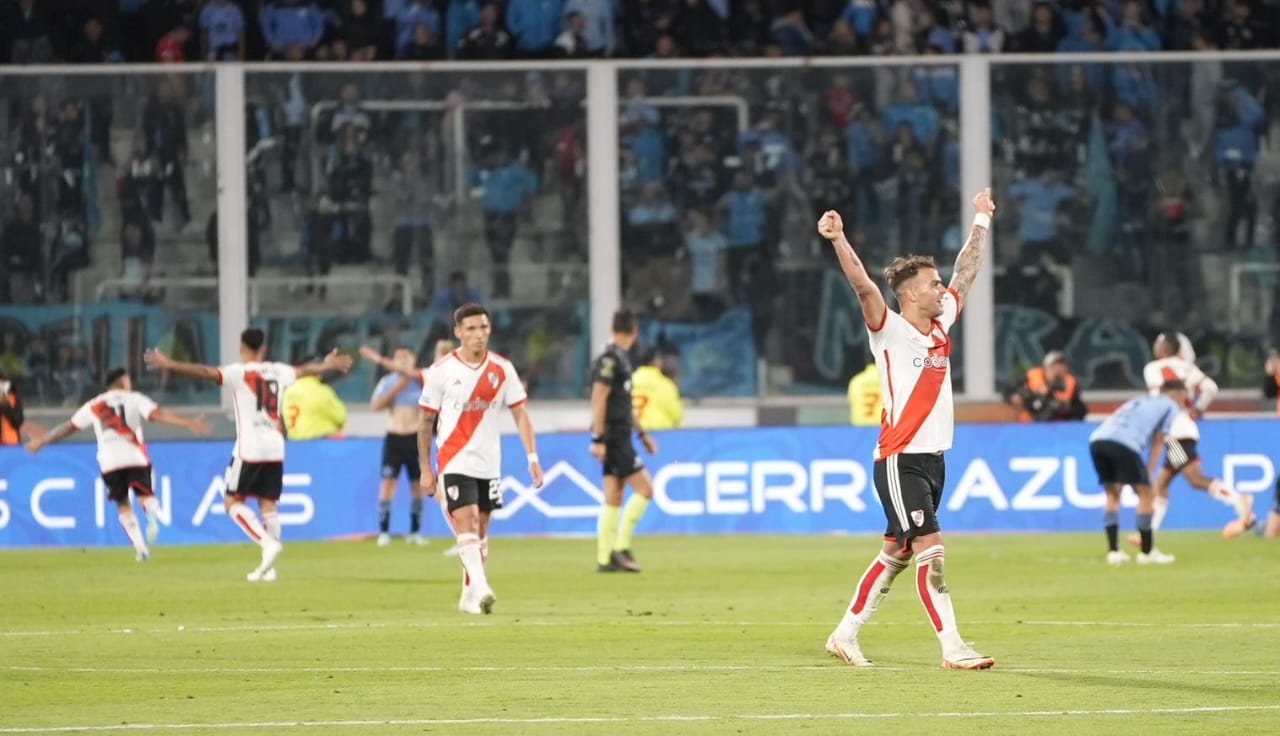 Agónico triunfo de River en el Kempes. Fotos: Lucio Casalla / ElDoce.