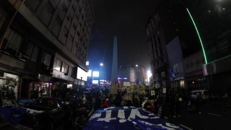 Agrupaciones marcharon en Córdoba contra el tarifazo