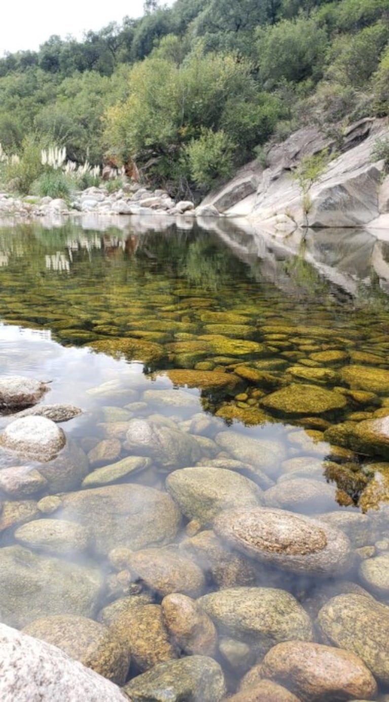 Aguas cristalinas, playa de arena y una cascada: 3 imperdibles de Nono para disfrutar el verano en Córdoba