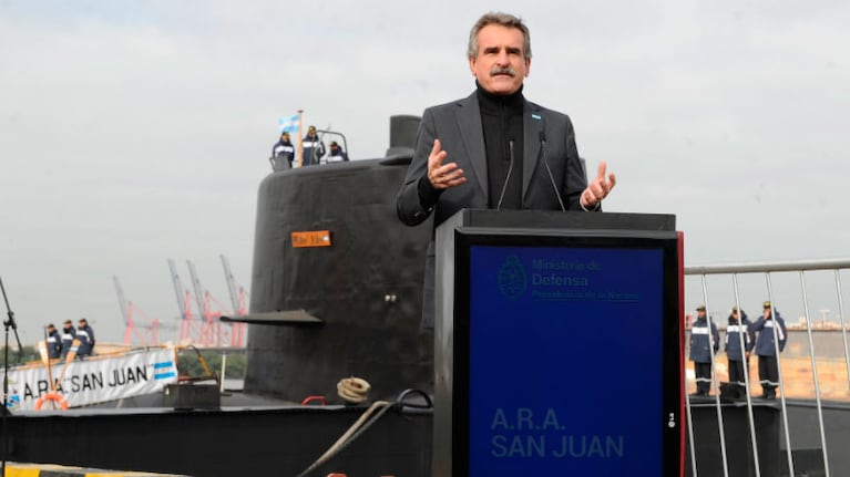 Agustín Rossi, ex ministro de Defensa, al presentar el ARA San Juan ya reparado en 2014.