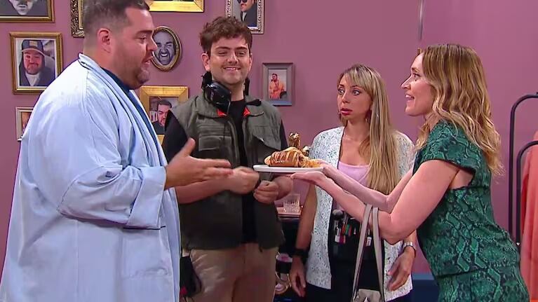 Ahora Caigo: Darío Barassi huyó tras los excesivos halagos de una fan obsesionada 