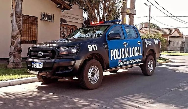 Al hombre le desvalijaron la casa y le mataron el perro.