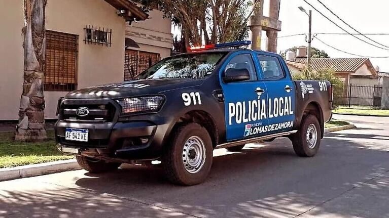 Al hombre le desvalijaron la casa y le mataron el perro.
