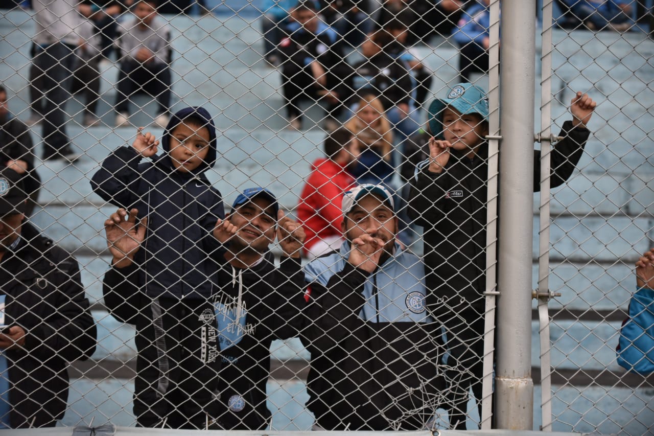 Al Pirata se le escapó la victoria de las manos con escándalo incluido. Foto: Lucio Casalla / ElDoce.tv