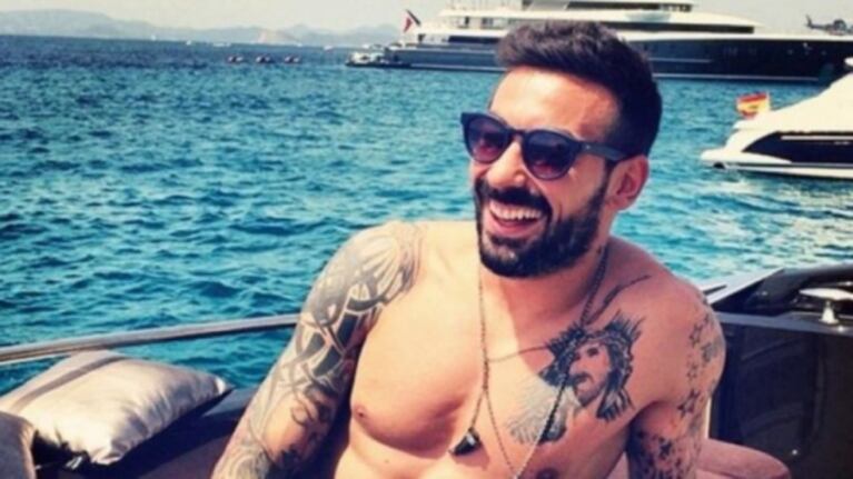 Al Pocho y su novia los extorsionan por 5 mil dólares cada material.