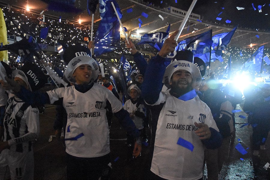 Al terminar el partido ante Brown, todo fue una fiesta. Foto: Lucio Casalla / ElDoce.tv